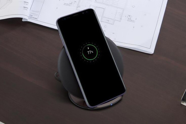 How Does Wireless Charging Work？