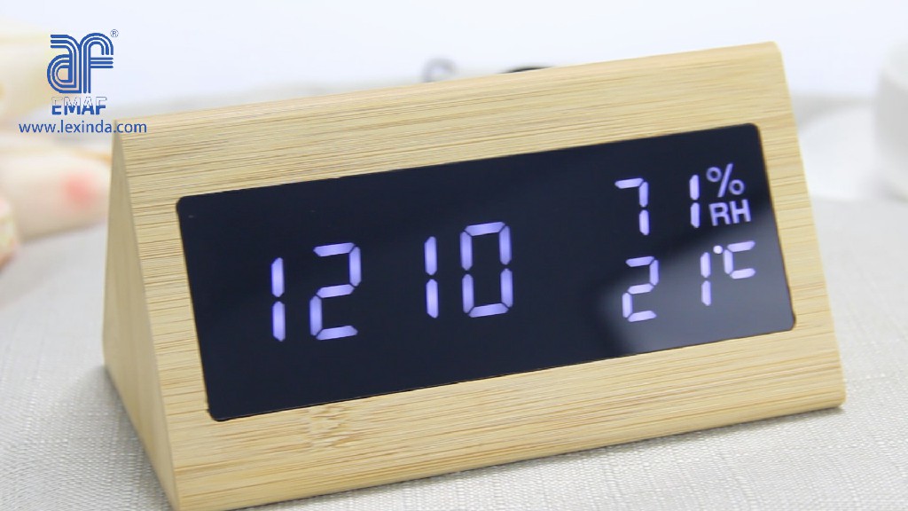 Triangle Shape Luminous Silent Digital Table Alarm Clock Humidity And Temperature Display(EC-W027B)